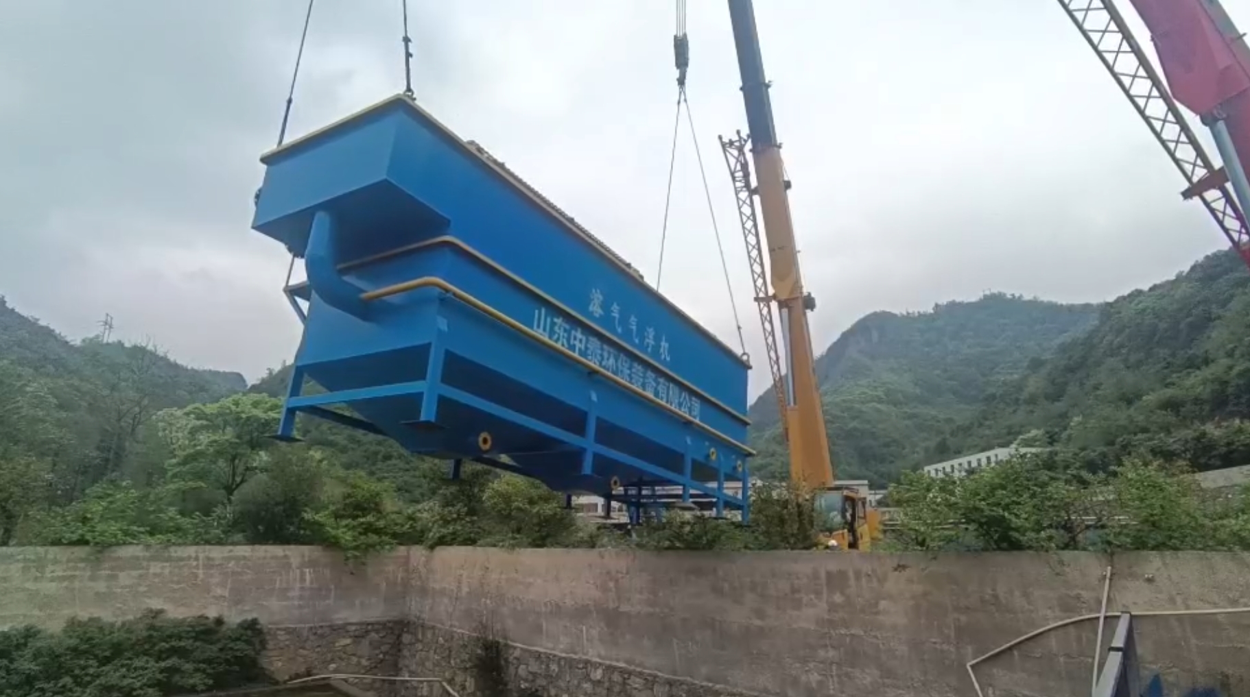 氣浮機(jī)，高效氣浮機(jī)，溶氣氣浮機(jī)，氣浮機(jī)安裝現(xiàn)場