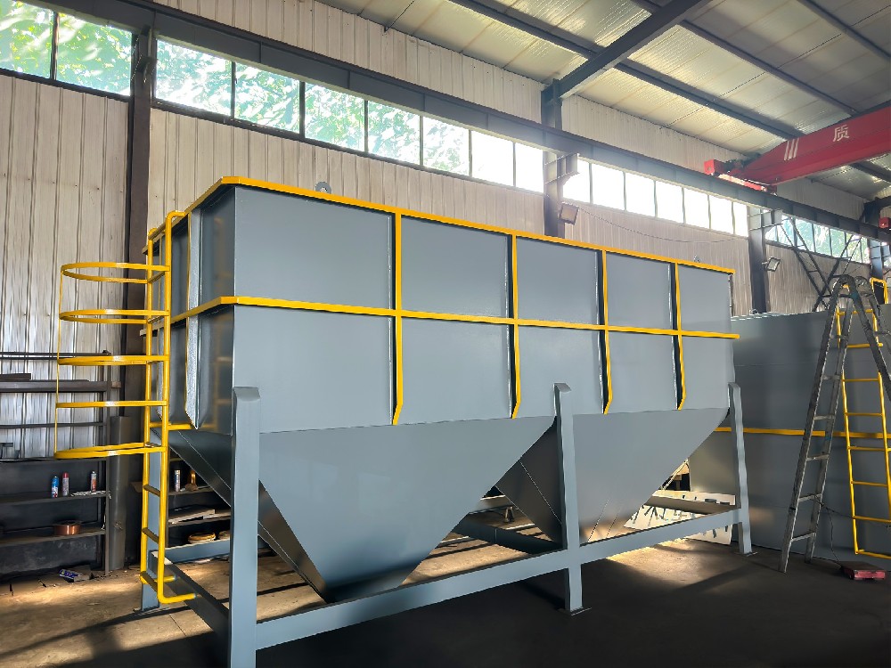 油庫(kù)廢水處理：防爆氣浮機(jī)設(shè)備